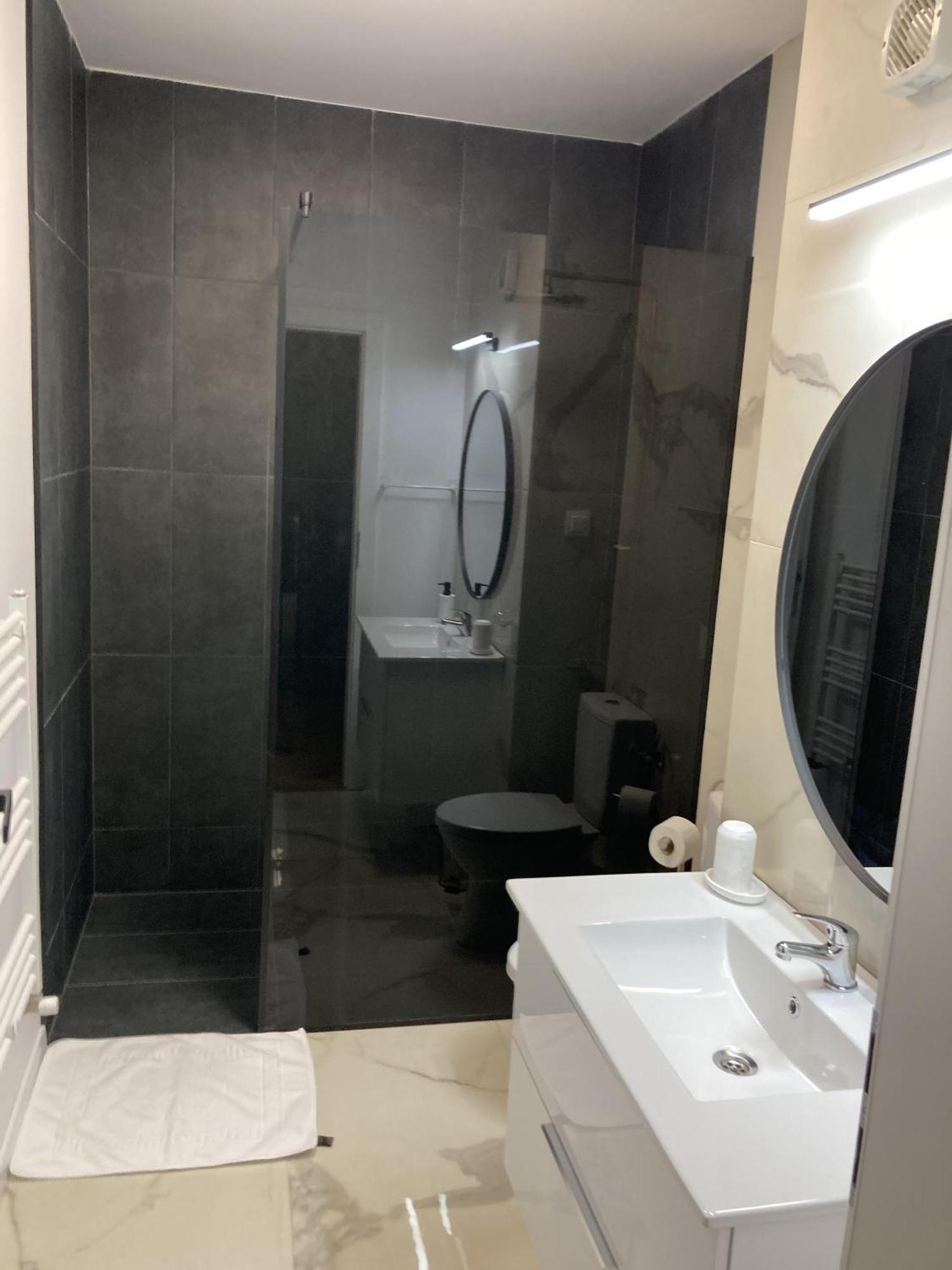 קלוז'-נאפוקה Meb Apartments - Park Lake מראה חיצוני תמונה