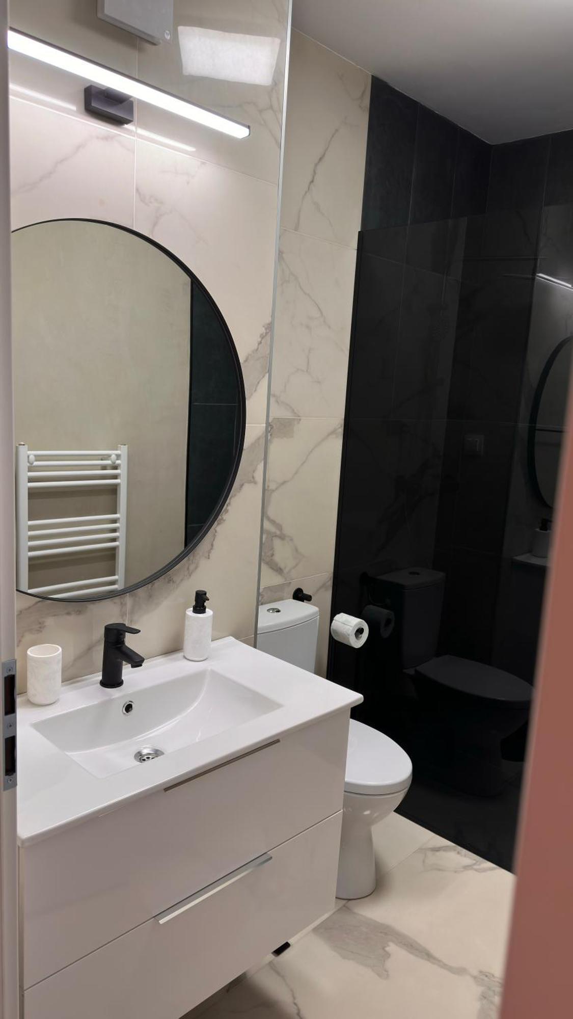 קלוז'-נאפוקה Meb Apartments - Park Lake מראה חיצוני תמונה